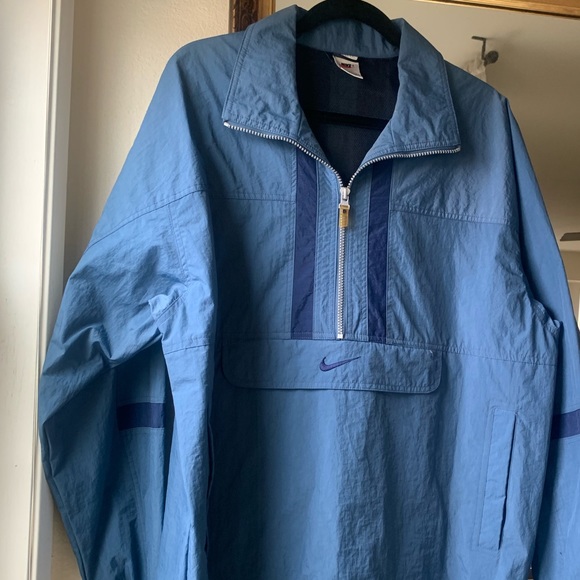 ✨📍 SOLD Nike Jacket, Quarter Zip - Picture 8 of 16